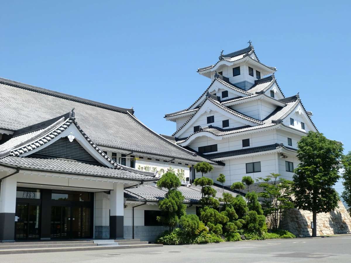 鳥取県米子市の『お菓子の壽城』の外観