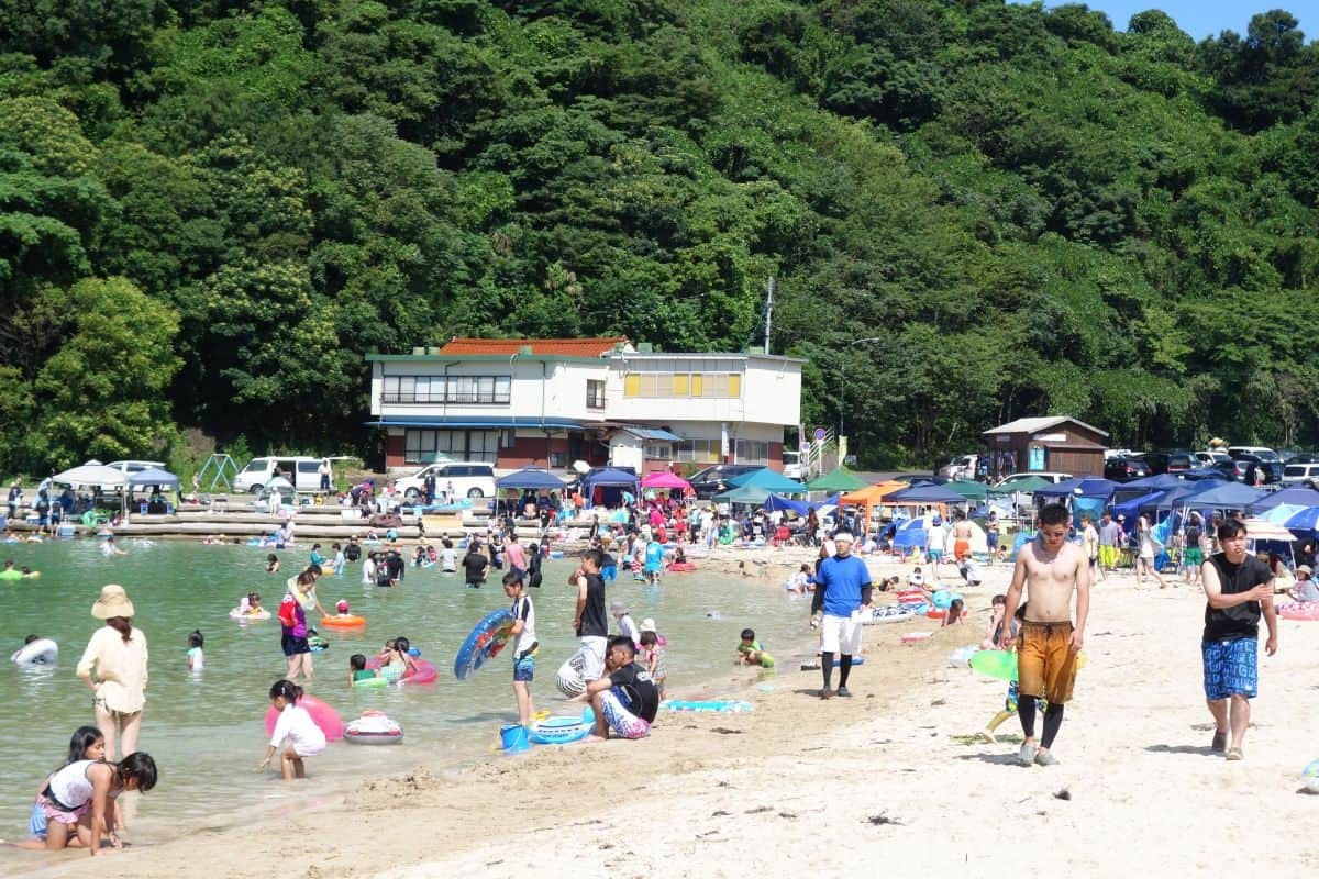 島根県松江市の人気海水浴場『北浦海水浴場』の景観