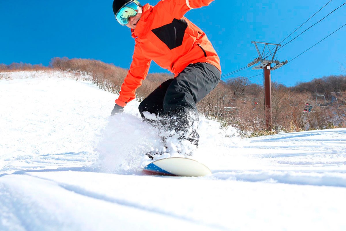 鳥取県江府町_スキー場_人気_子ども連れ_鏡ヶ成スキー場_料金_2021-2022シーズン