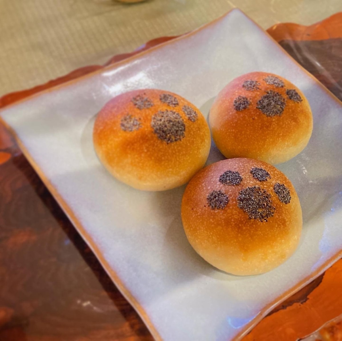 島根県松江市のベーカリー『Bakeshop Konjoneko』のパン