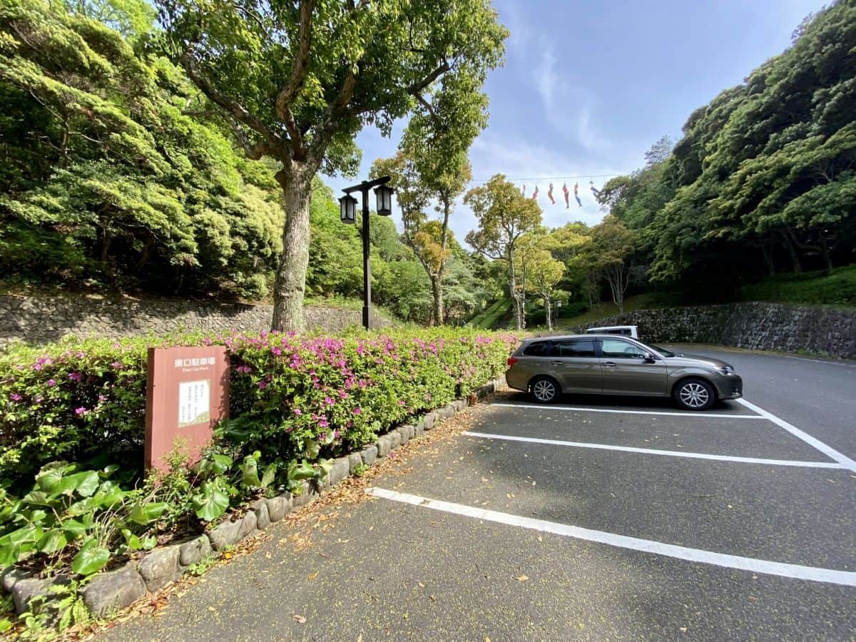 島根県益田市の都市公園『島根県立万葉公園』の東駐車場