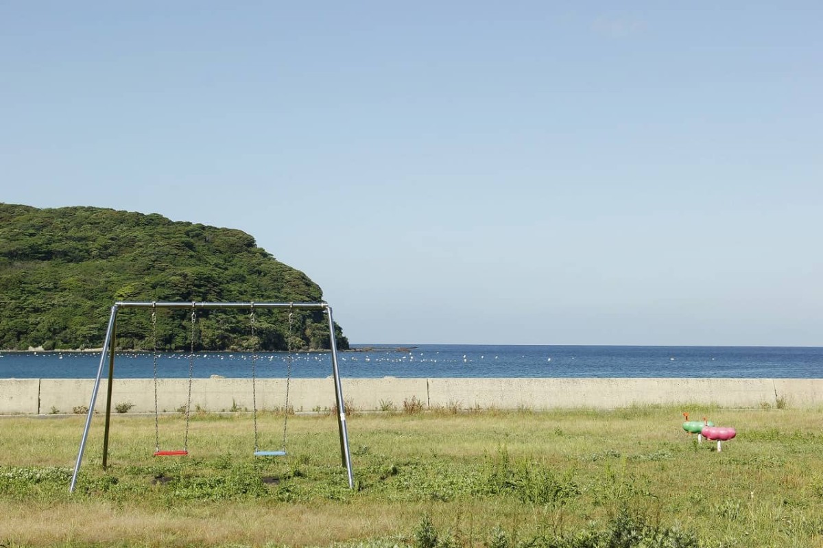島根県松江市島根町にある『野井緑地広場』から見える海景色