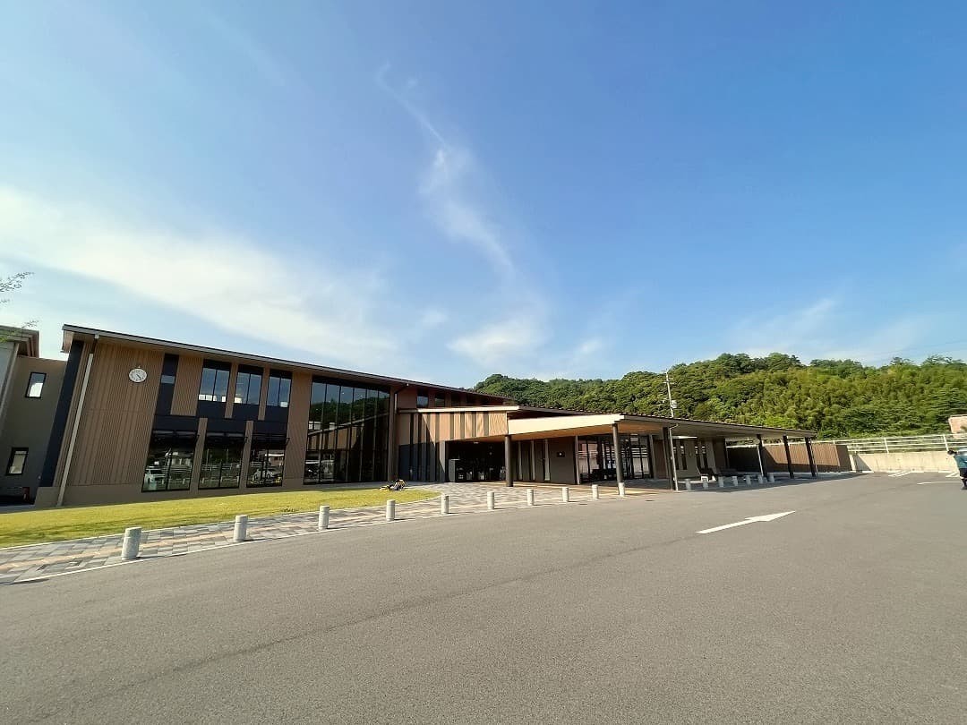 鳥取県西伯郡南部町にある『キナルなんぶ』の外観の様子