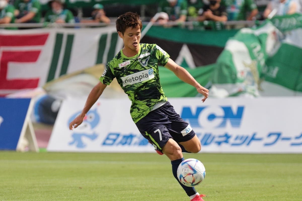 鳥取県のプロサッカークラブ「ガイナーレ鳥取」の田村亮介選手