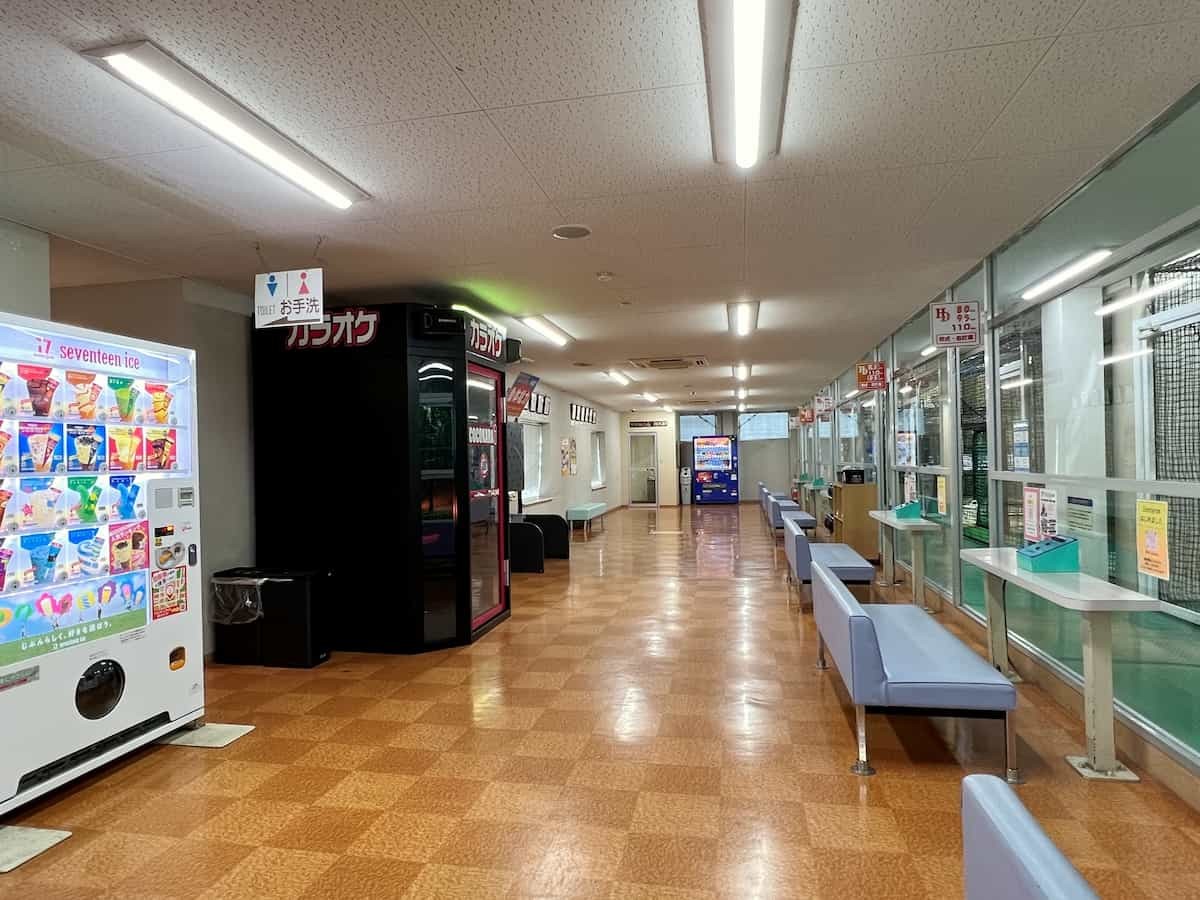 島根県松江市にある『ホームランドーム松江店』に新しく設置されたカラオケボックス「ココカラ」
