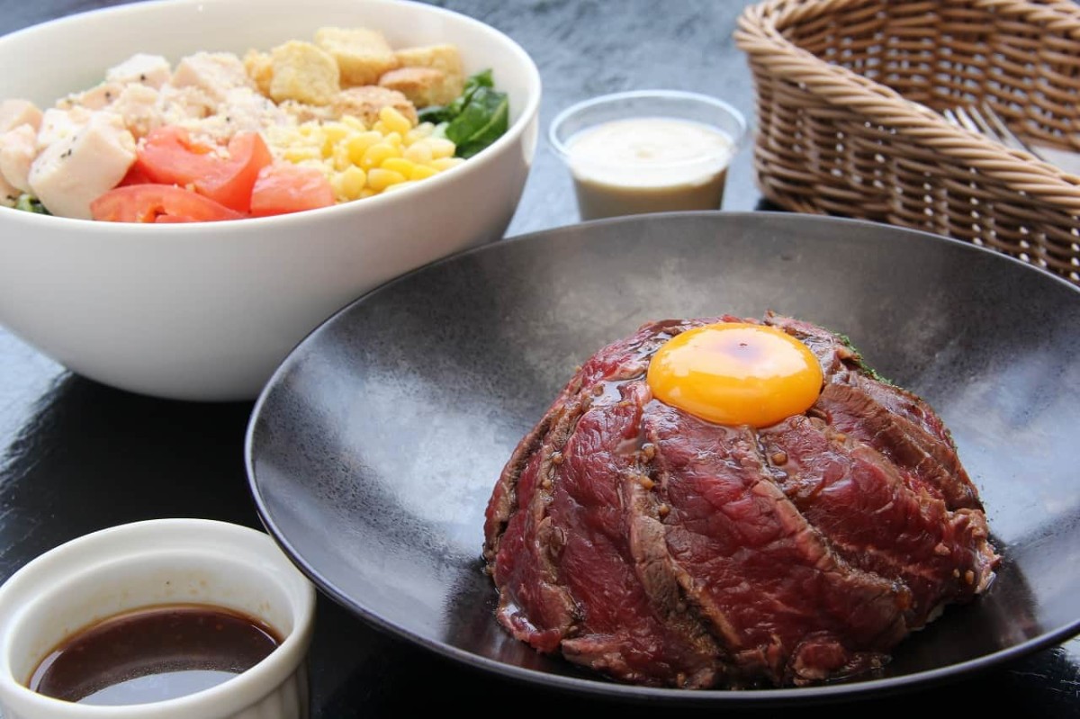 鳥取県米子市にある『お肉とサラダ』の大山丼とサラダボウル