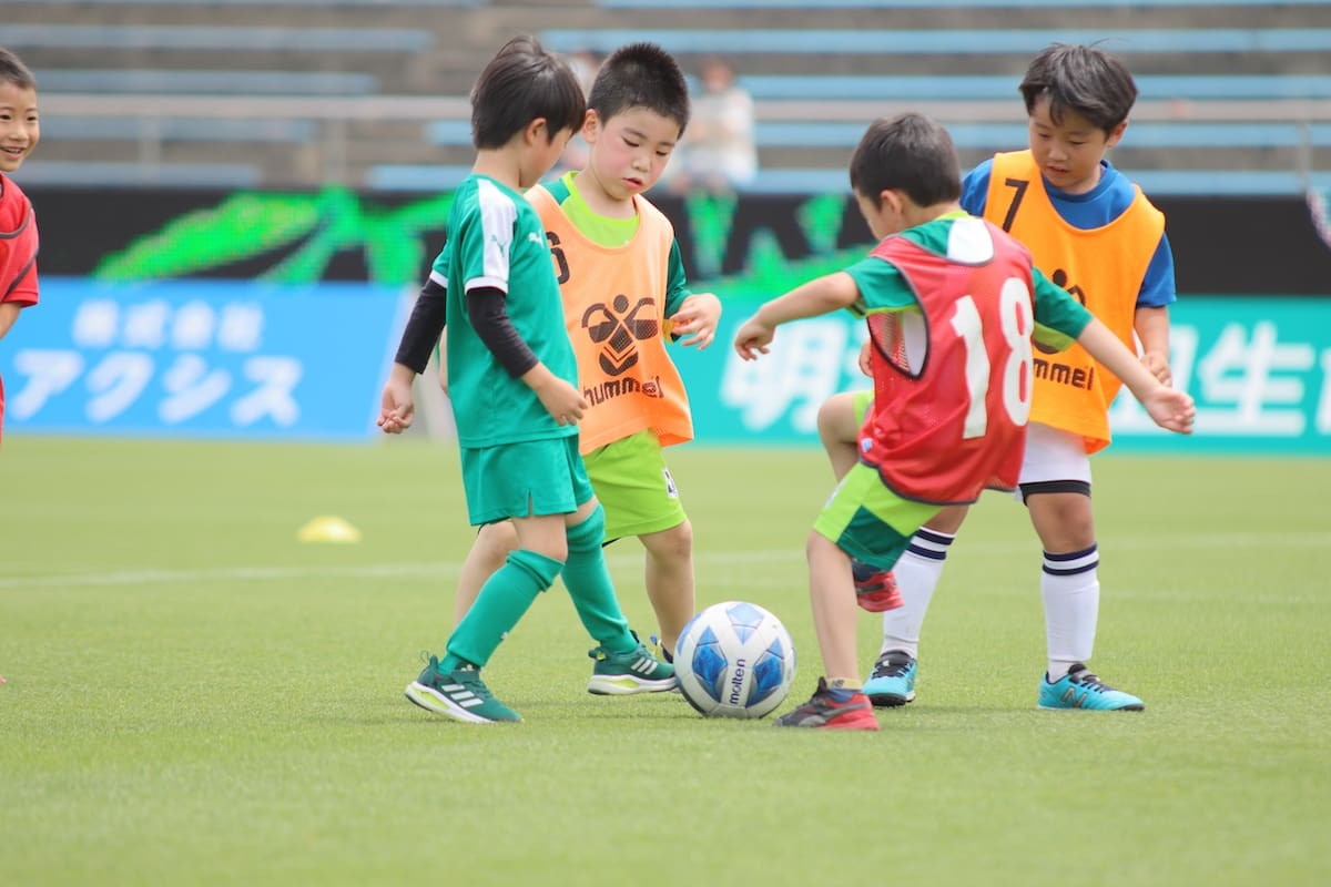 鳥取県のプロサッカークラブ「ガイナーレ鳥取」のホームスタジアム「Axisバードスタジアム」で過去に開催された小学生対象のイベント