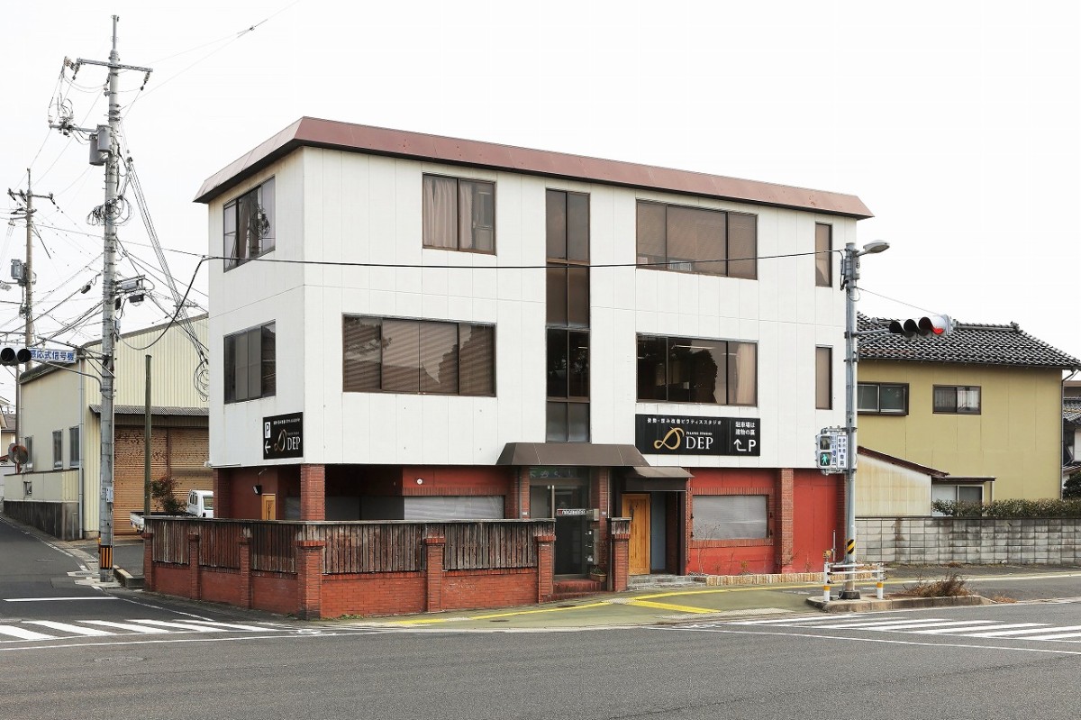 島根県松江市にオープンした『ピラティススタジオデップ松江店』の外観