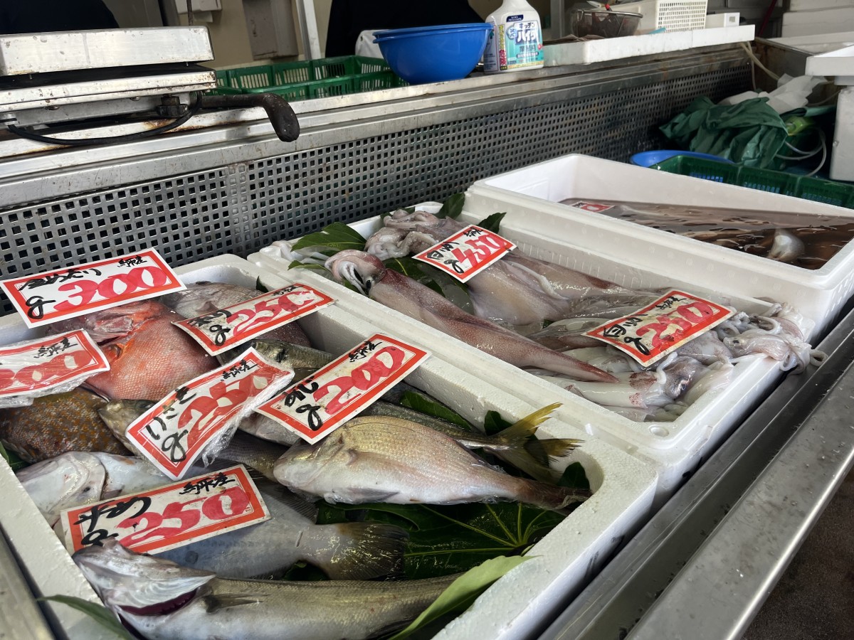 鳥取県米子市にあるキッチンカー『旬鮮いけよし』を運営する「池吉水産」