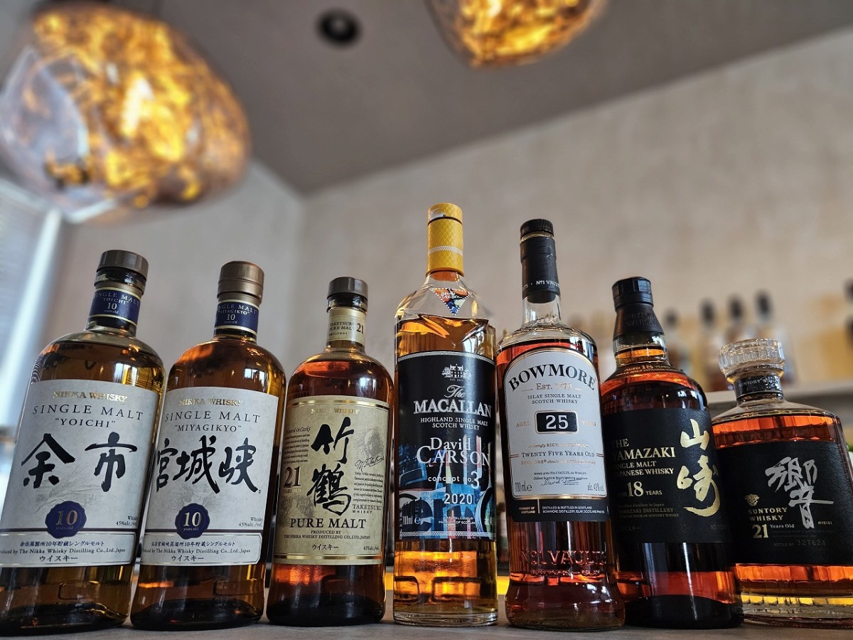 鳥取県鳥取市に移転オープンした『ラ コルク』のウイスキー