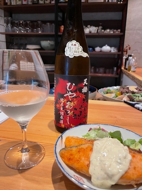 鳥取県米子市にオープンした『おばんざいバー五条』の料理とお酒