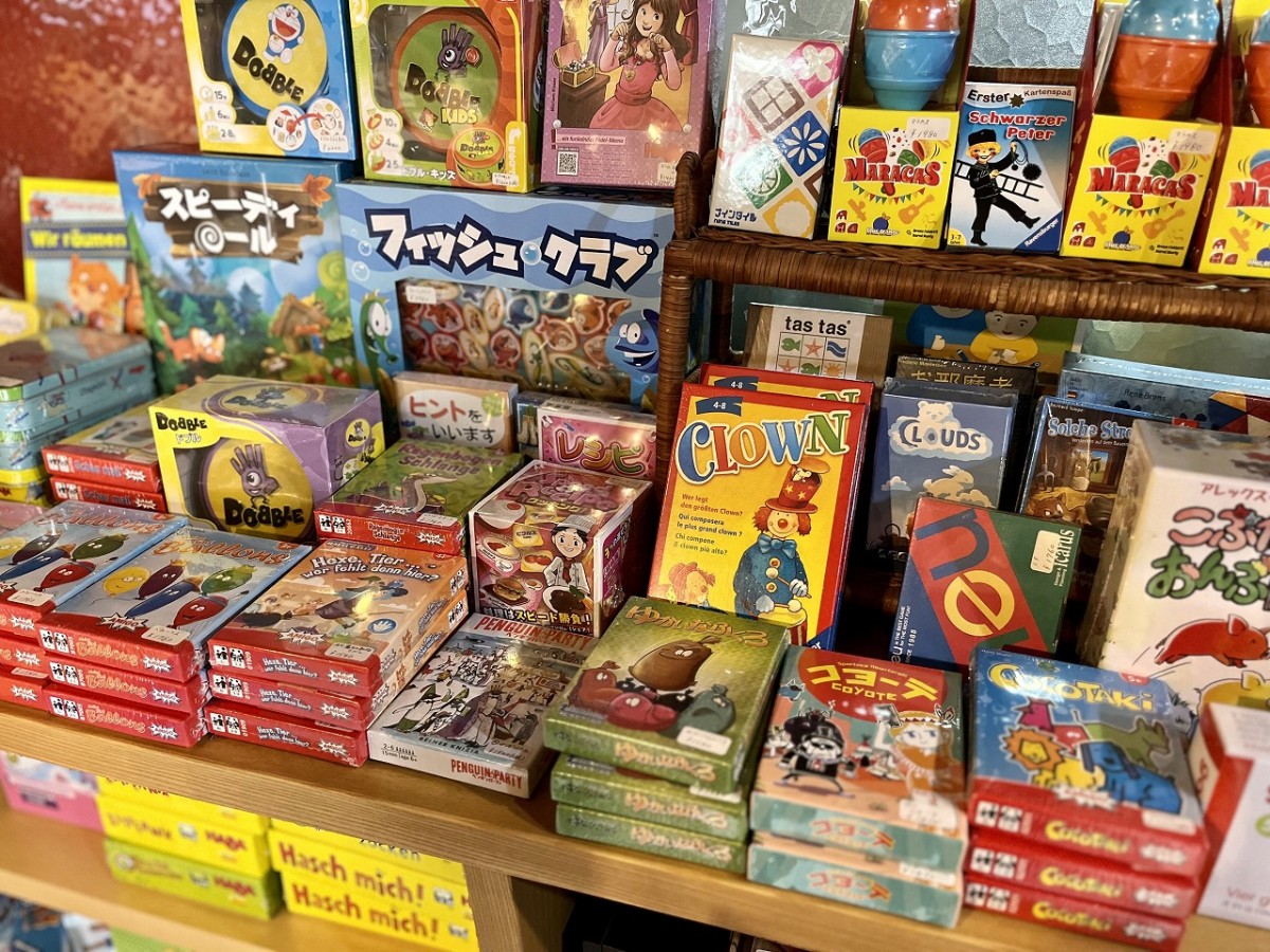 鳥取県境港市にあるおもちゃ屋さん『ここあん』の店内の様子