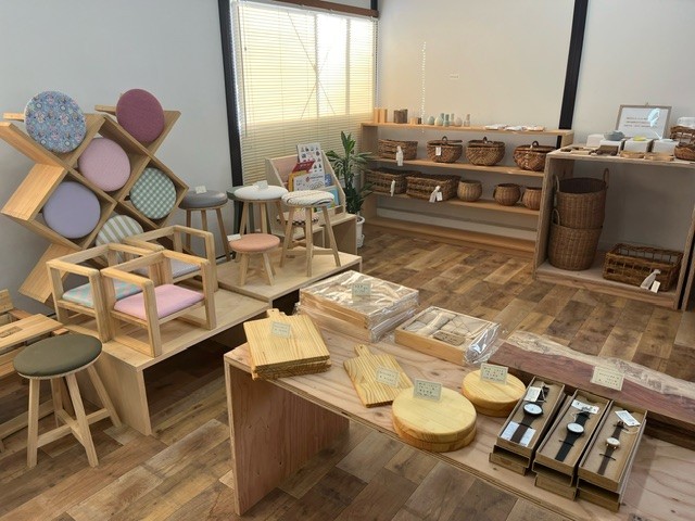 島根県雲南市にオープンした『雑貨とベーカリーkinoca』の店内の様子