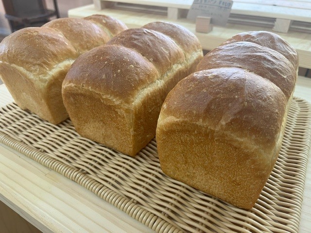 島根県雲南市にオープンした『雑貨とベーカリーkinoca』のパン