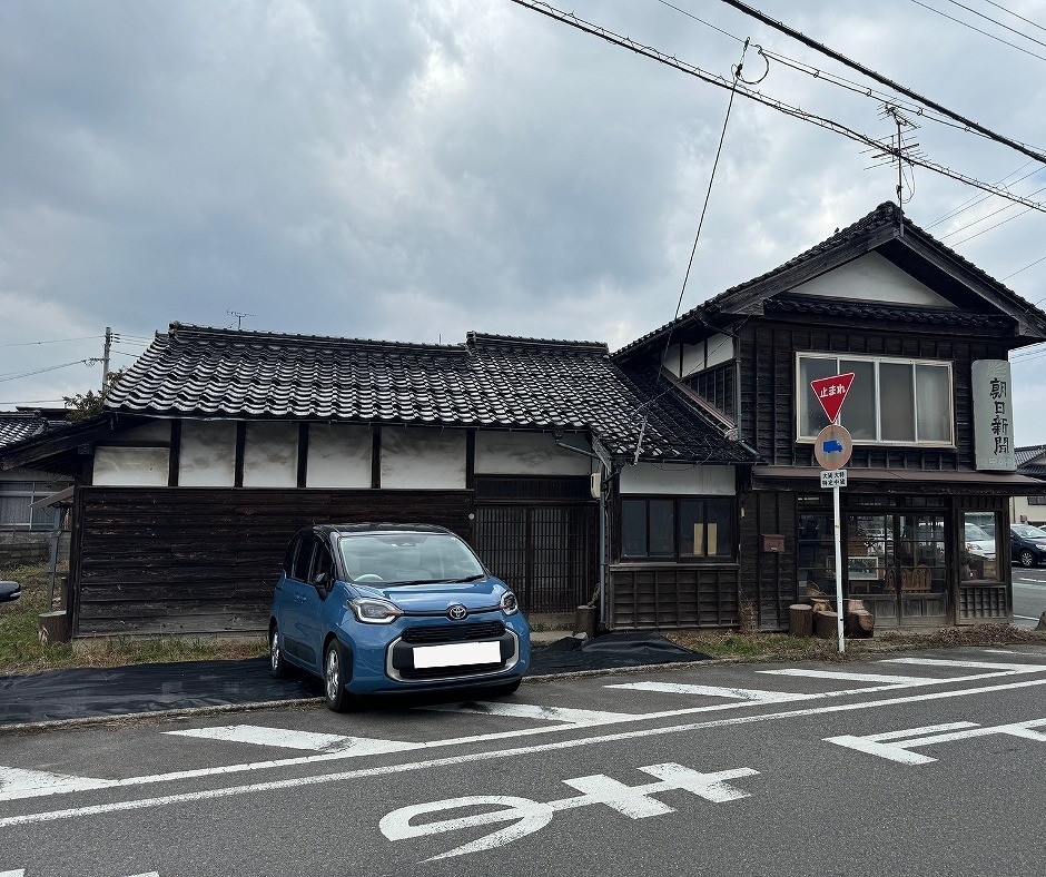 鳥取県伯耆町にある雑貨屋『CADEAU（かど）』の外観
