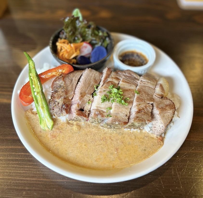 島根県大田市温泉津町にオープンしたレストラン『色shiki』の料理