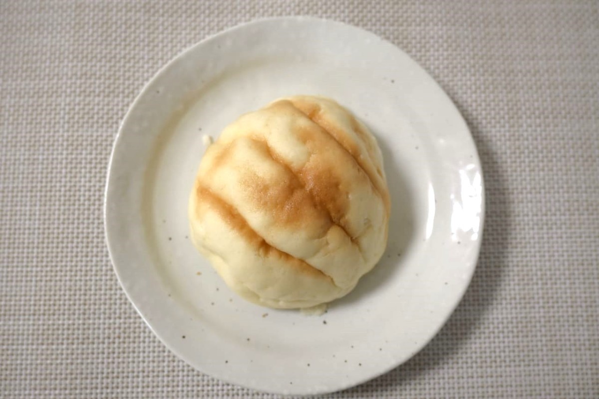 島根県出雲市にある『古川製パン店』のメロンパン