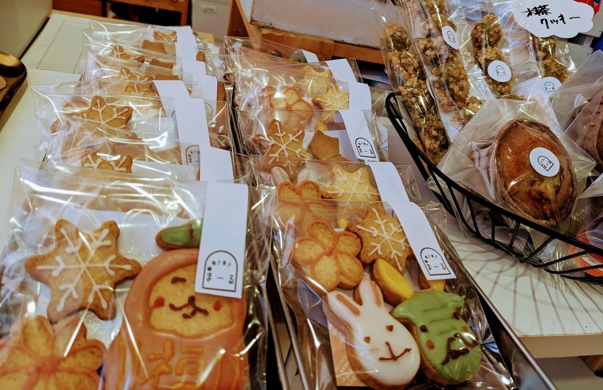 島根県松江市にオープンした『喫茶と焼き菓子のお店まーる』の焼き菓子