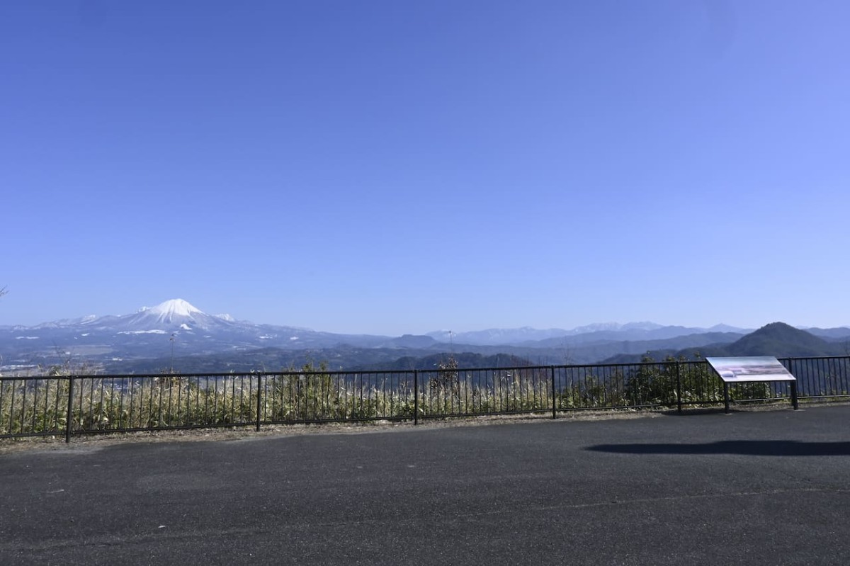 鳥取県南部町にある「母塚山展望台」