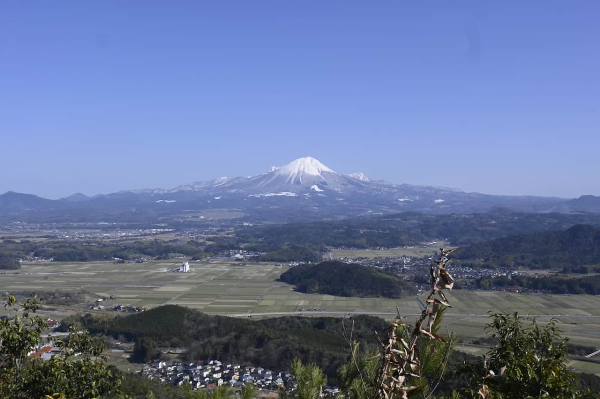 鳥取県南部町にある「母塚山展望台」からの眺め