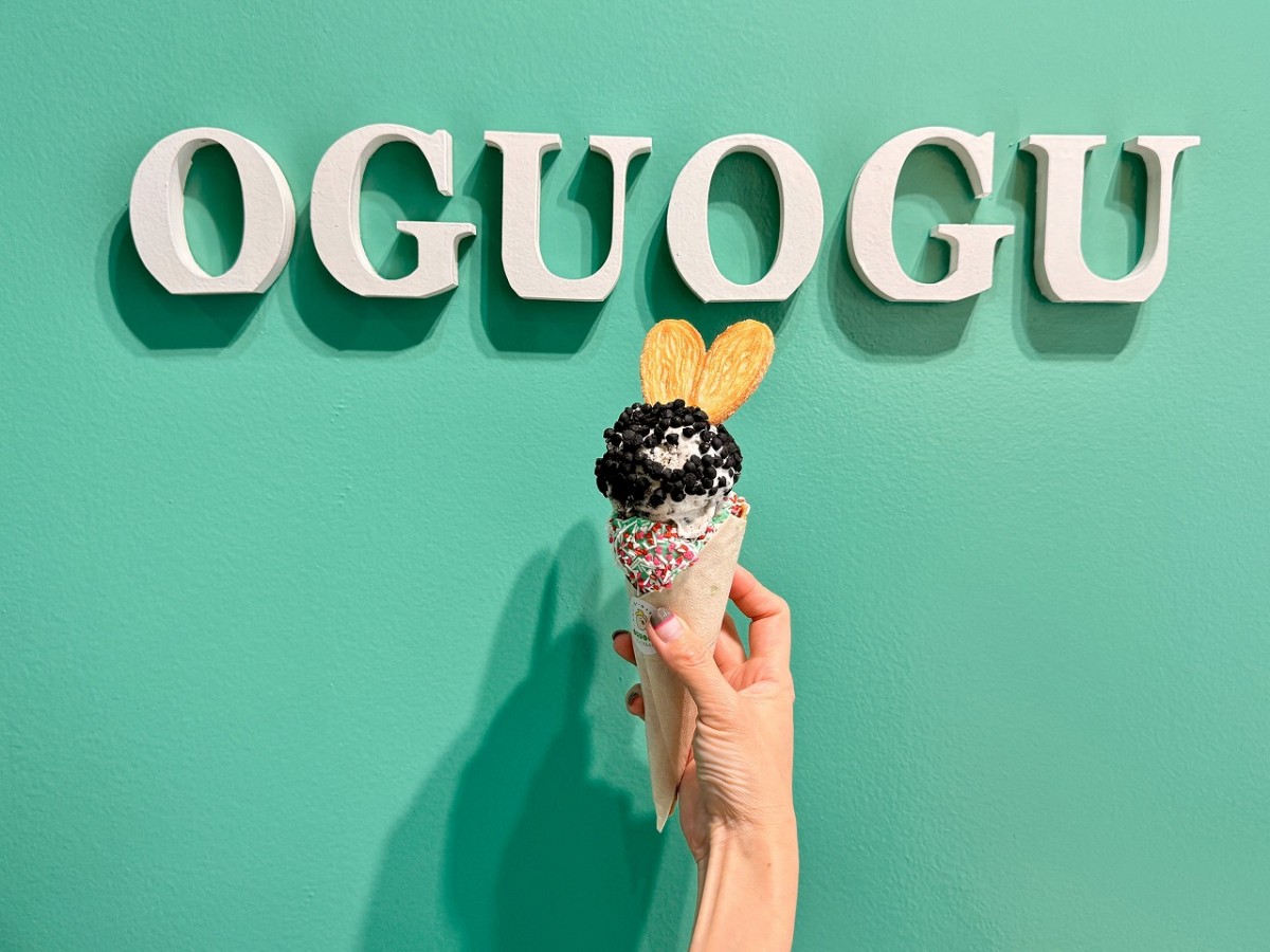 米子市博労町にあるトッピングアイスクリーム専門店「OGUOGU ICECREAM（オグオグアイスクリーム）」の商品