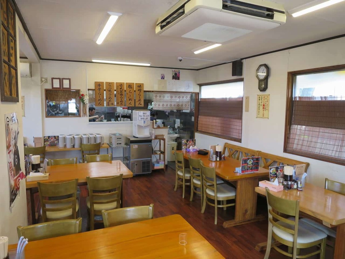 鳥取県米子市にある『麺屋無双』の店内