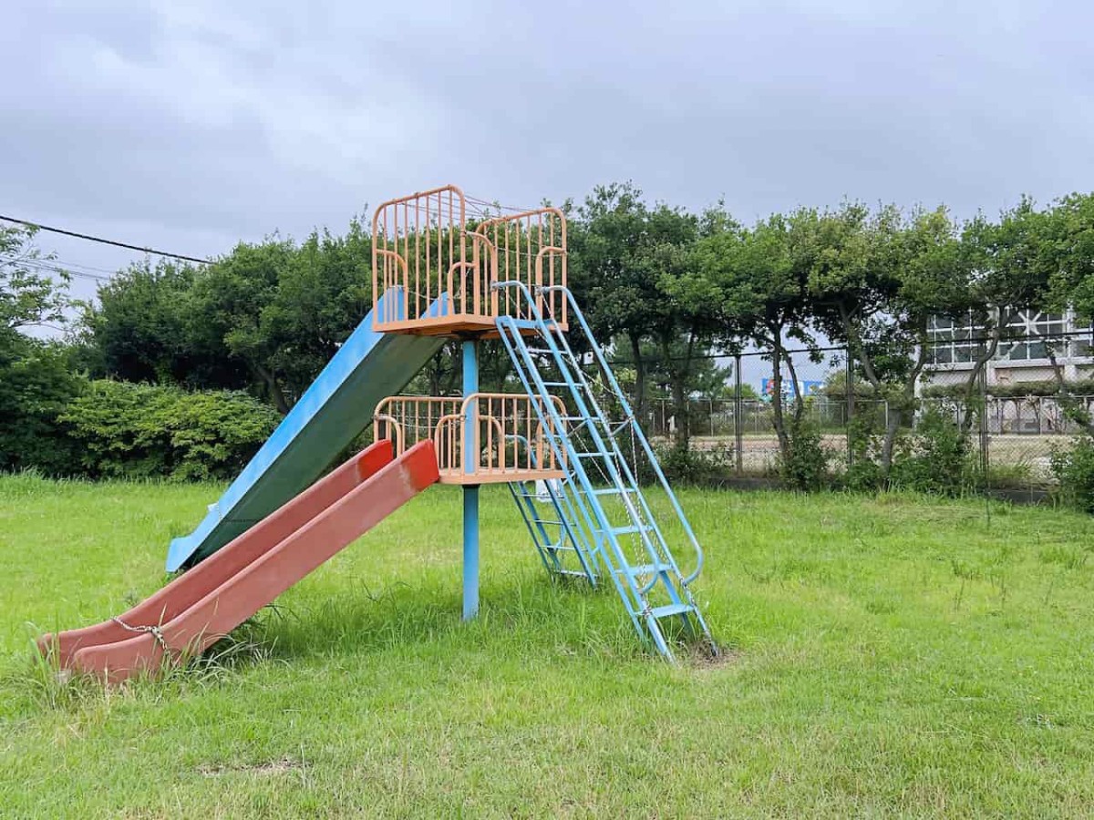 鳥取県米子市にある『河崎公園』のすべり台