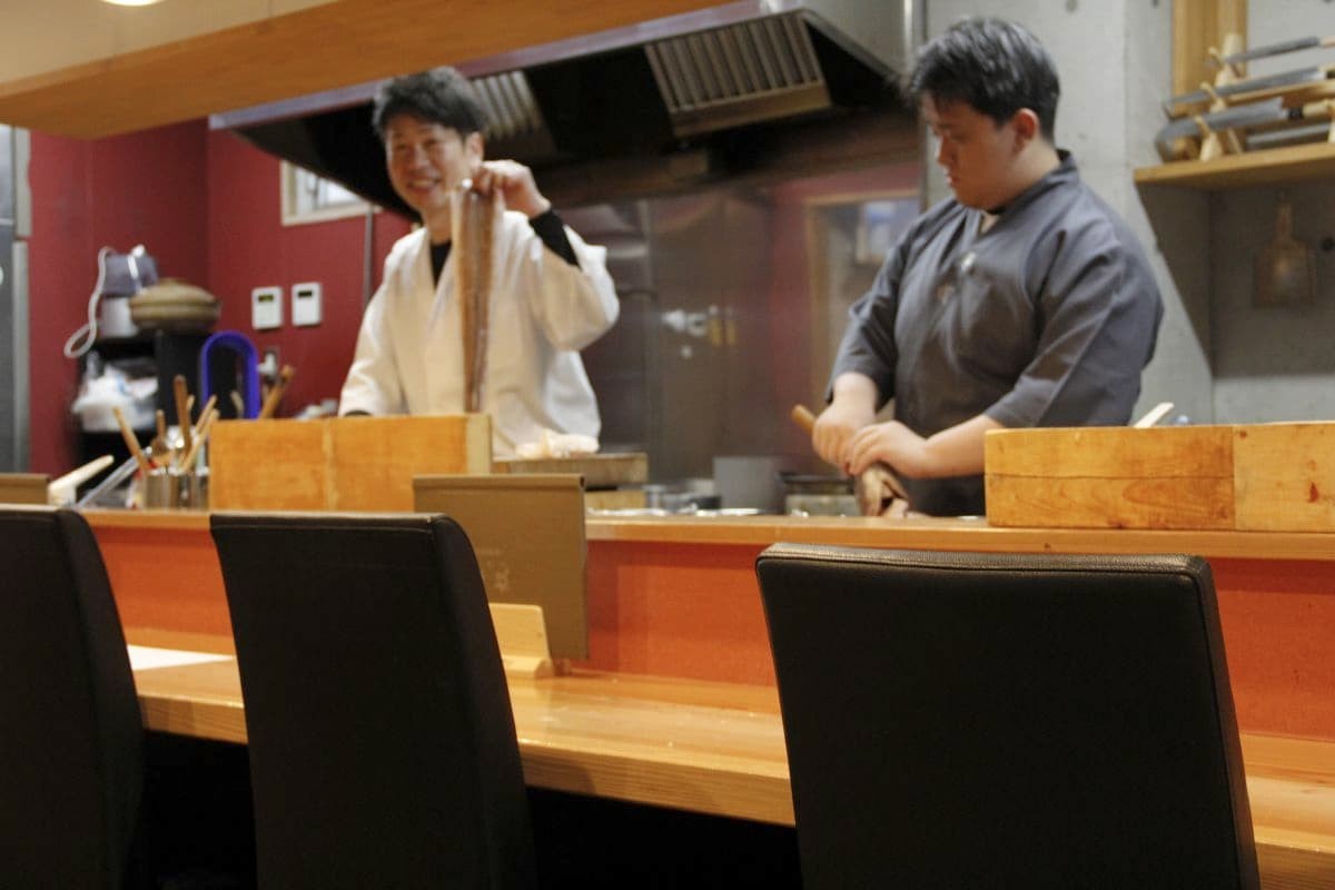 島根県松江市寺町の和食店『海奴-みやこ』の店内