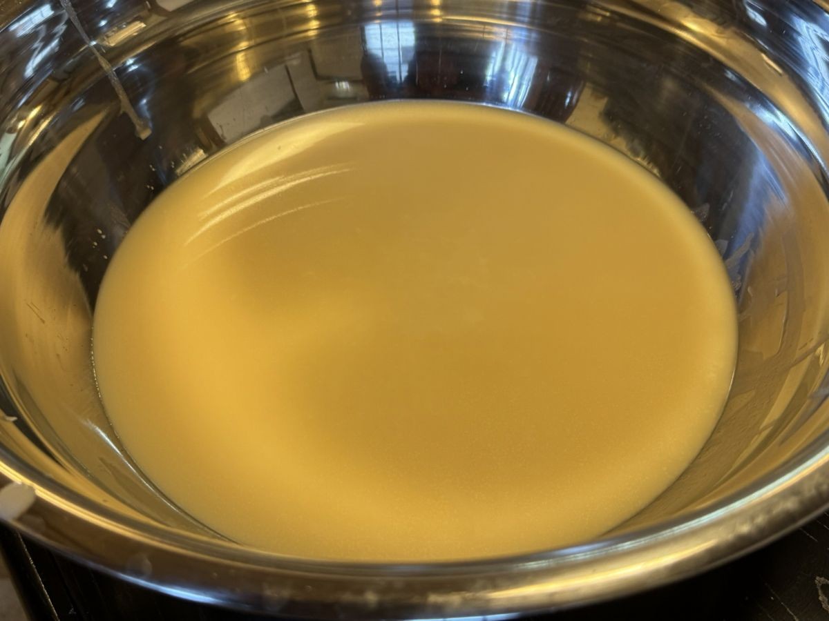 雲南市にある生マッコリ工房「オモナ ヤンジョ」の体験風景