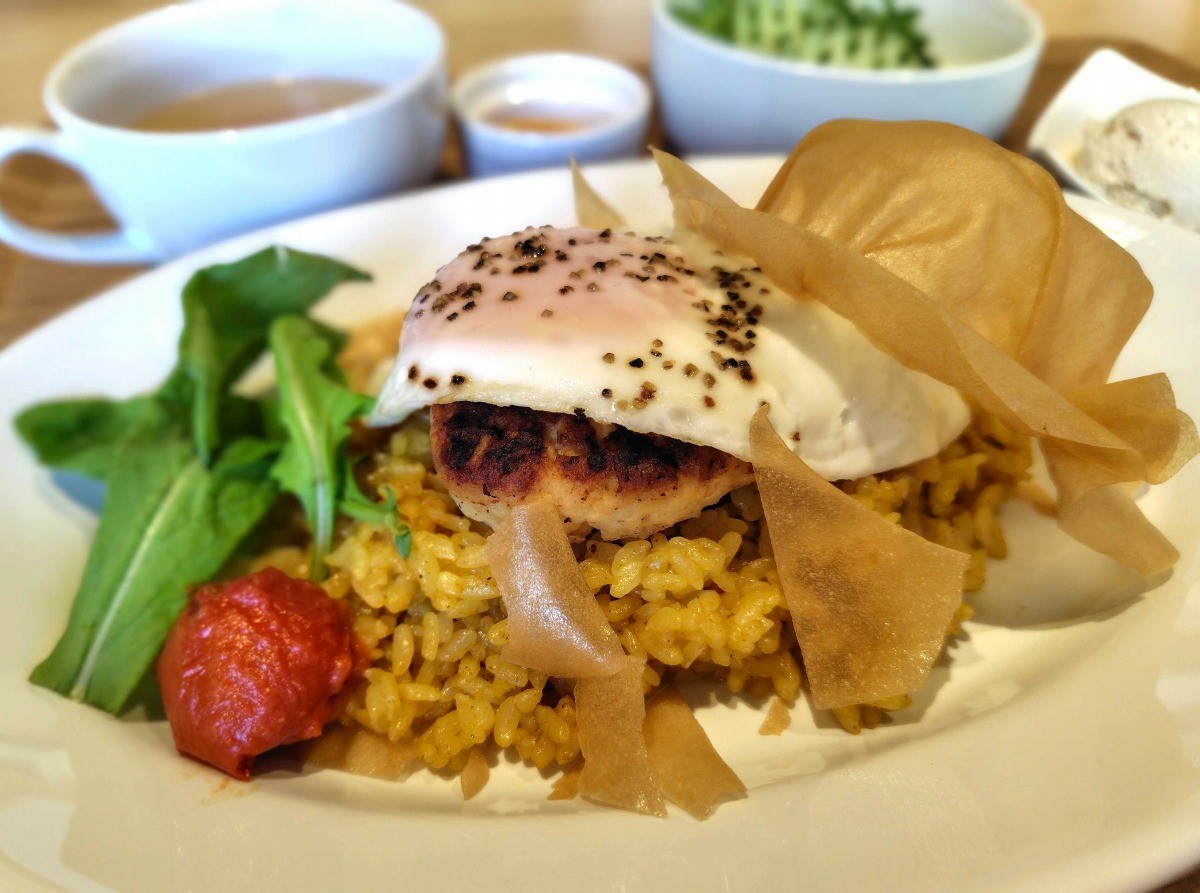 松江市白潟本町の八百屋カフェ『rooot』のハーンバーグランチ