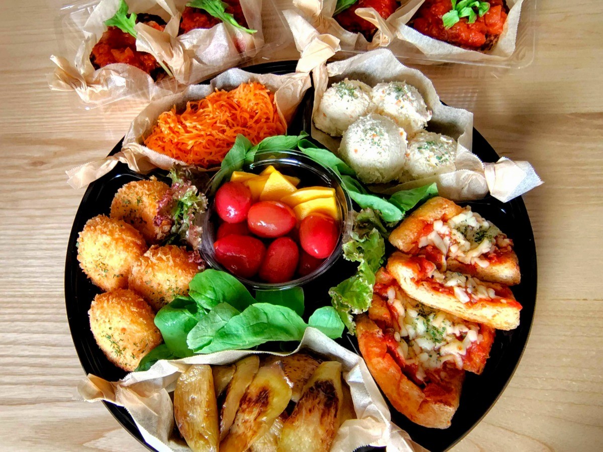 松江市白潟本町の八百屋カフェ『rooot』のオードブル