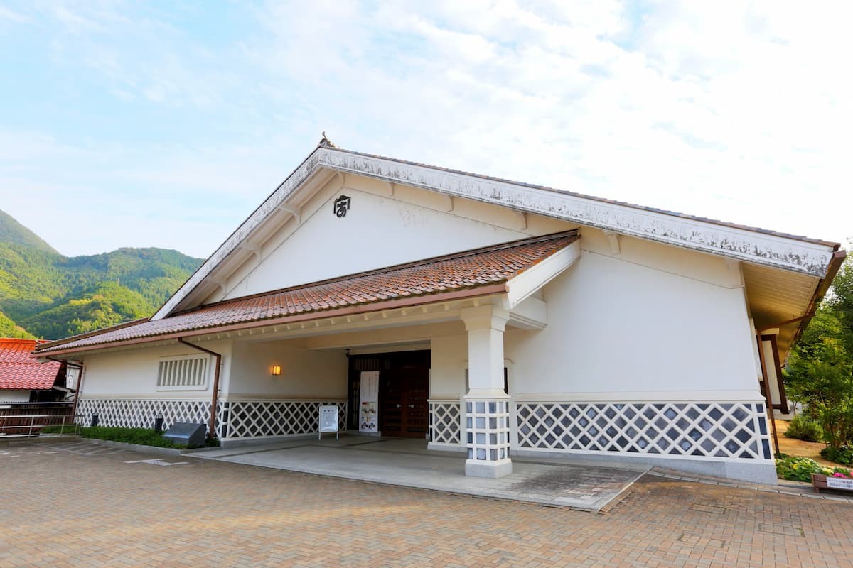 島根県津和野町にある『安野光雅美術館』の外観