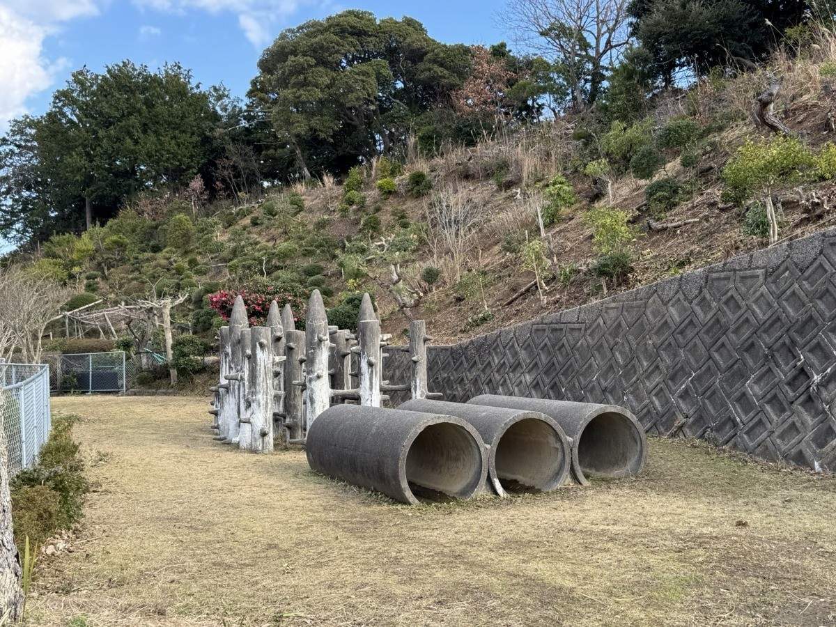 松江市淞北台の公園『淞北台児童遊園地』の謎遊具