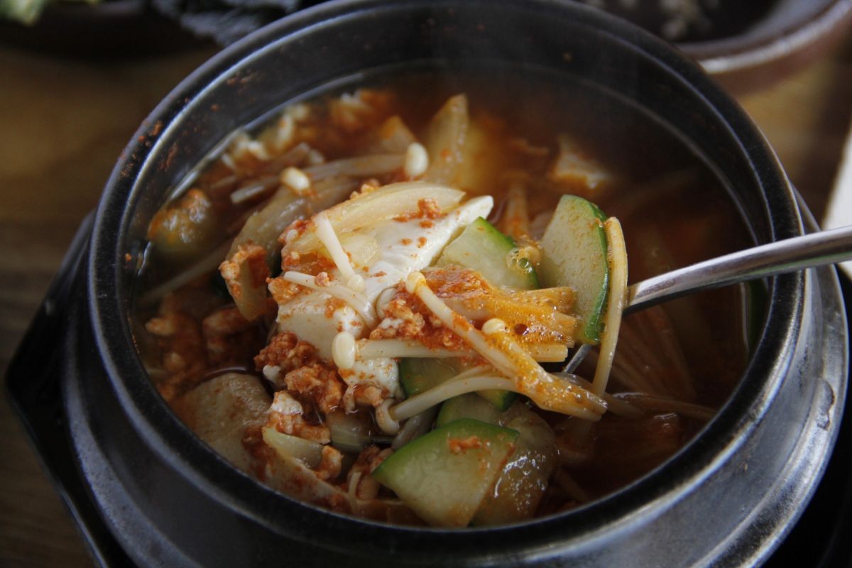 雲南市の古民家カフェ『Soban』のスンドゥブ