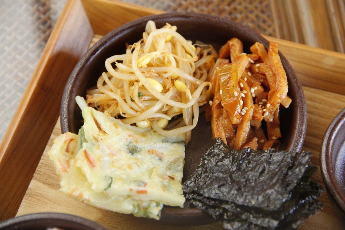 雲南市の古民家カフェ『Soban』のスンドゥブのセット内容