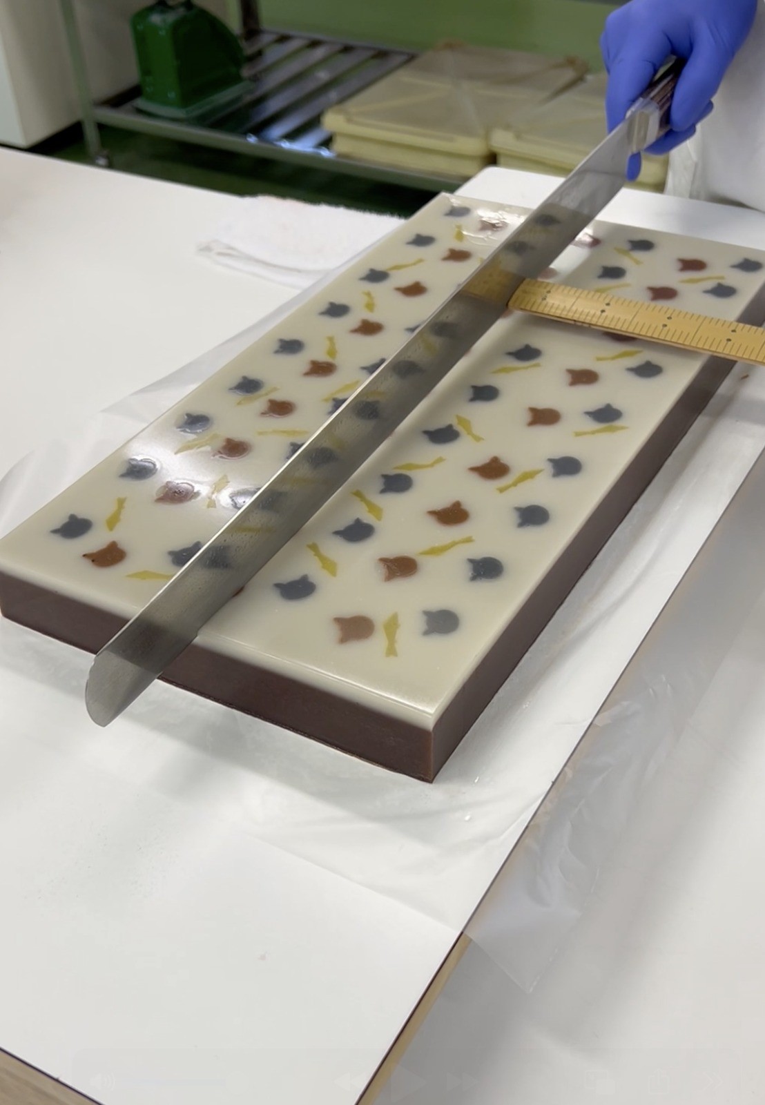 「まちねこ」の制作風景