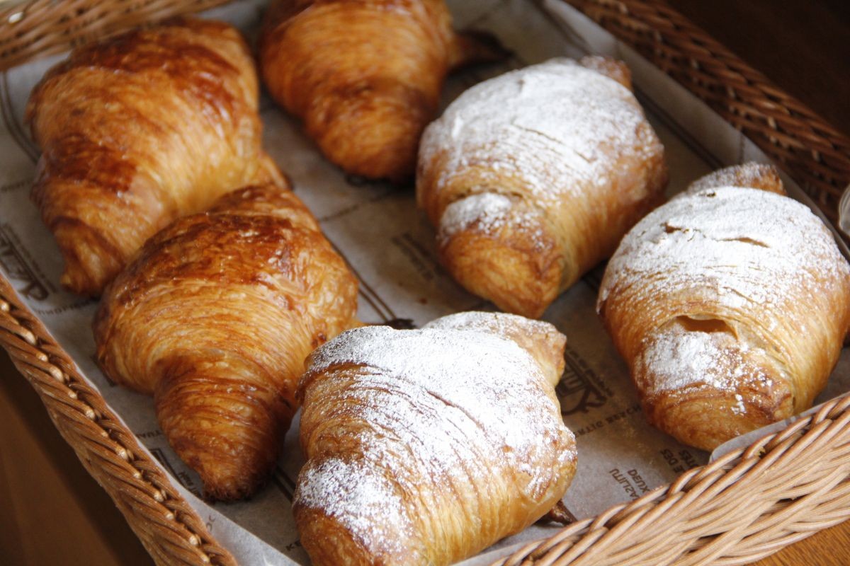 鳥取県伯耆町の人気パン屋『おいしいパンの満てん』のクロワッサン