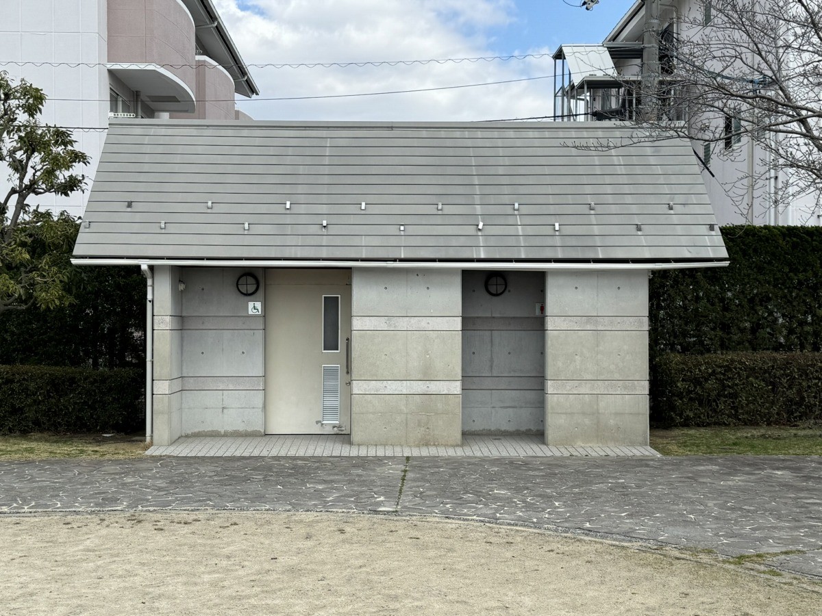 島根県出雲市姫原にある『姫原北公園』のトイレ