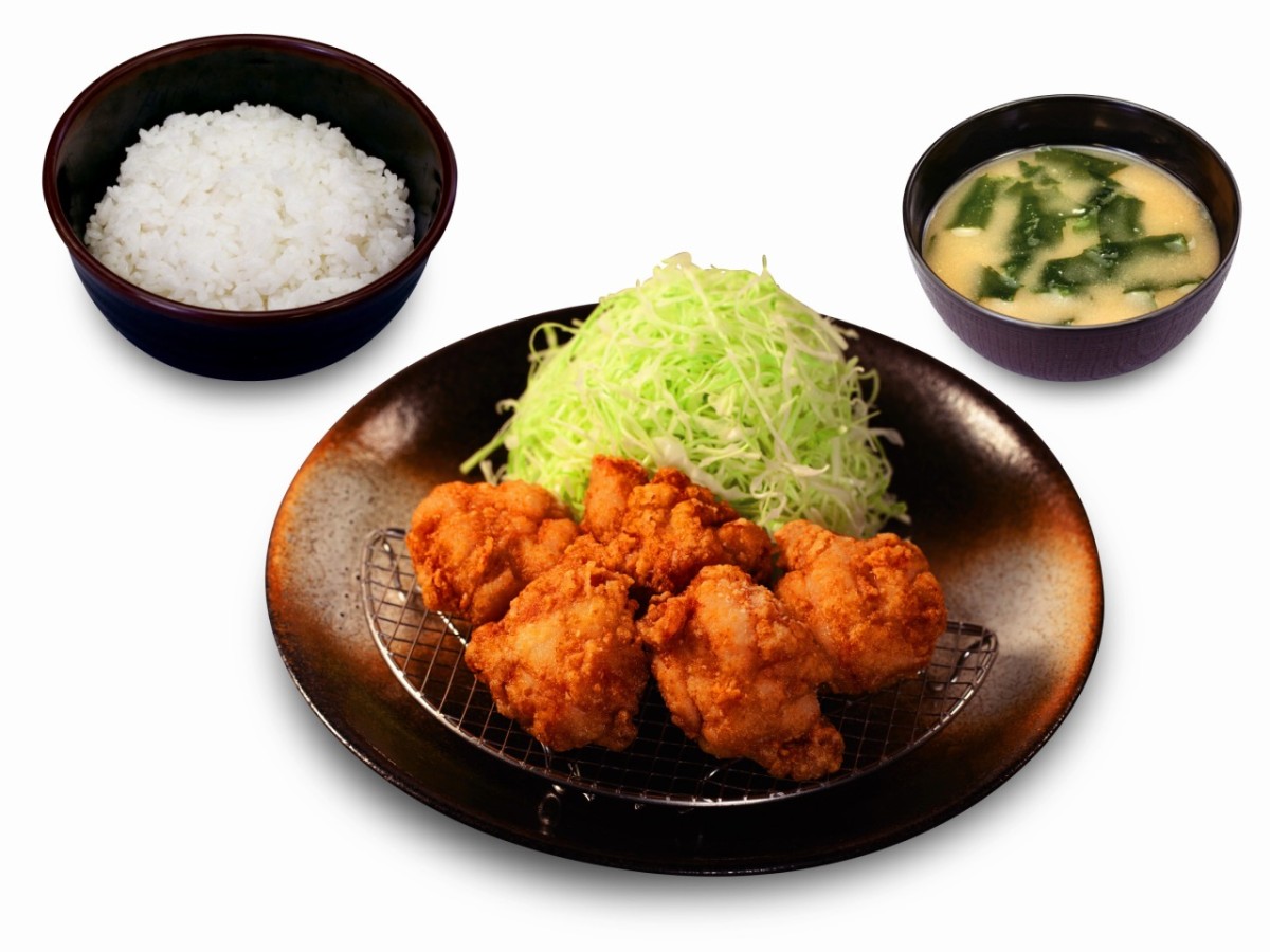 「松屋・松のや 出雲大塚店」の本格唐揚げ定食