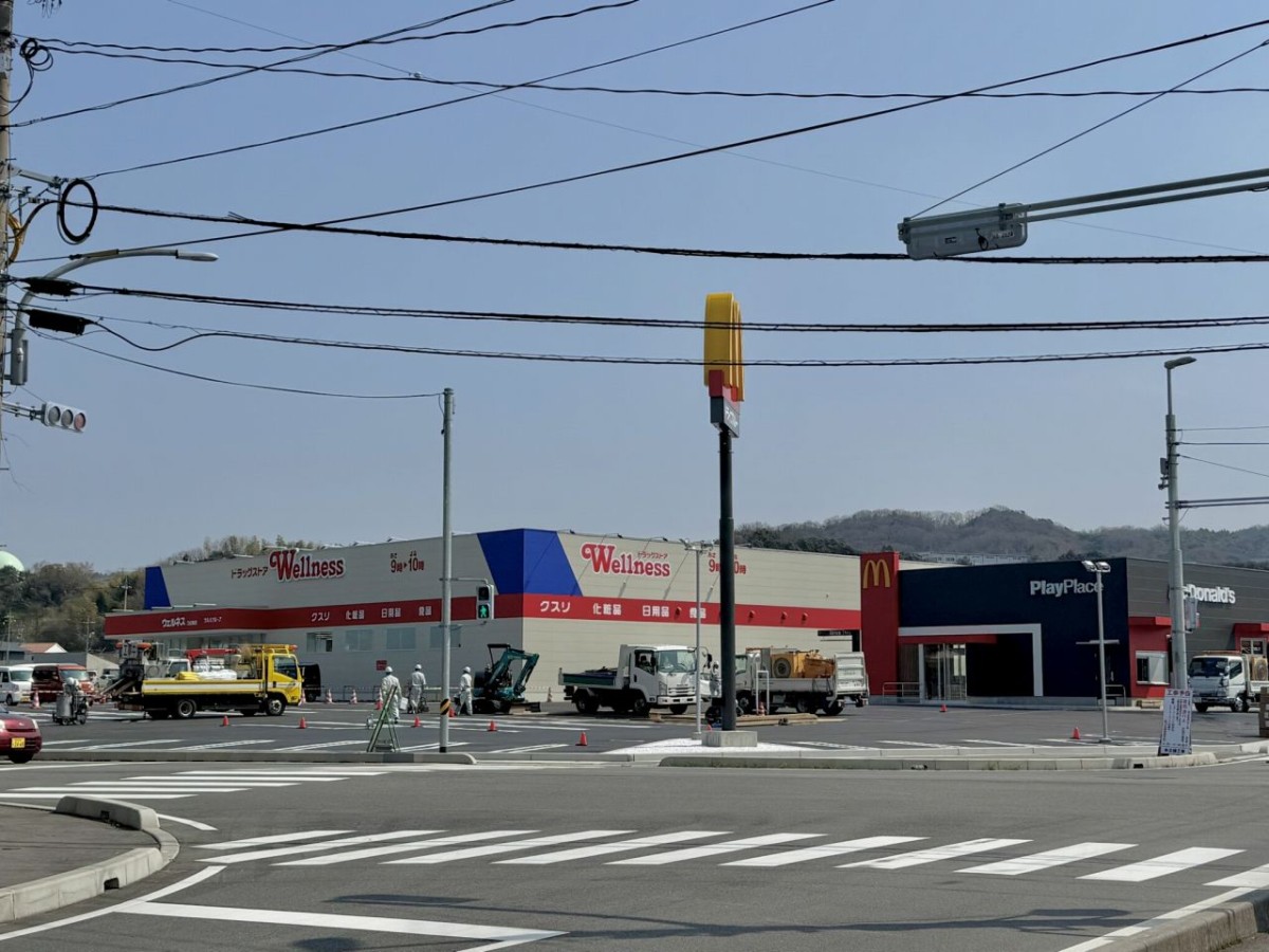 マクドナルド松江乃白店の外観