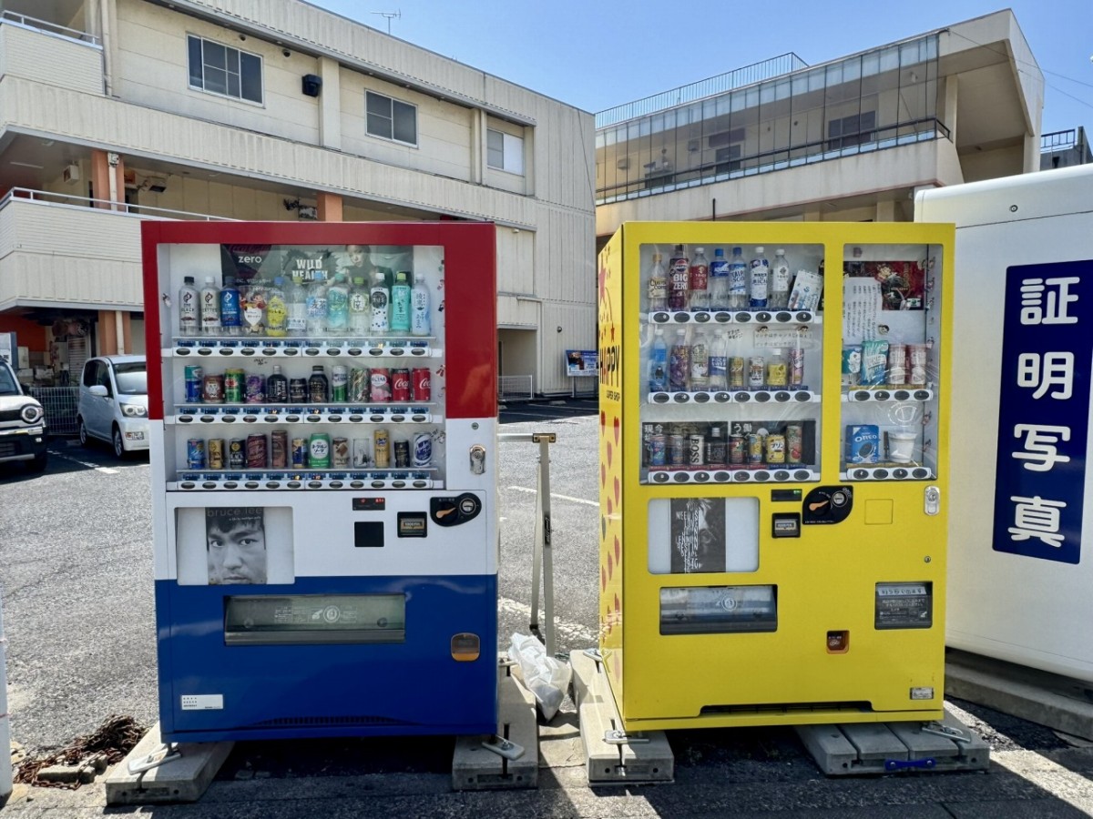 倉吉市上井町にある名言だらけな自販機