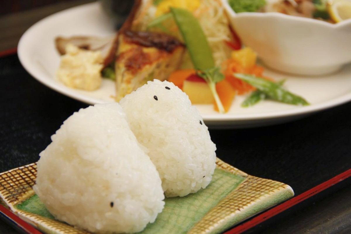 島根県奥出雲町の居酒屋『まいもんや味奈里』のランチ
