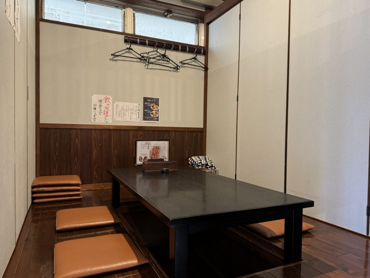 島根県奥出雲町の居酒屋『まいもんや味奈里』の店内