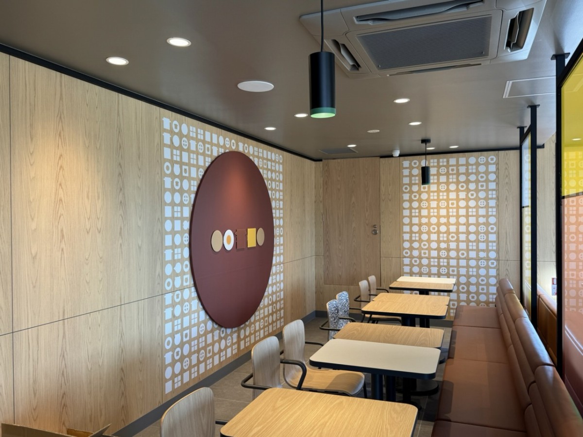 マクドナルド松江店の２階店内