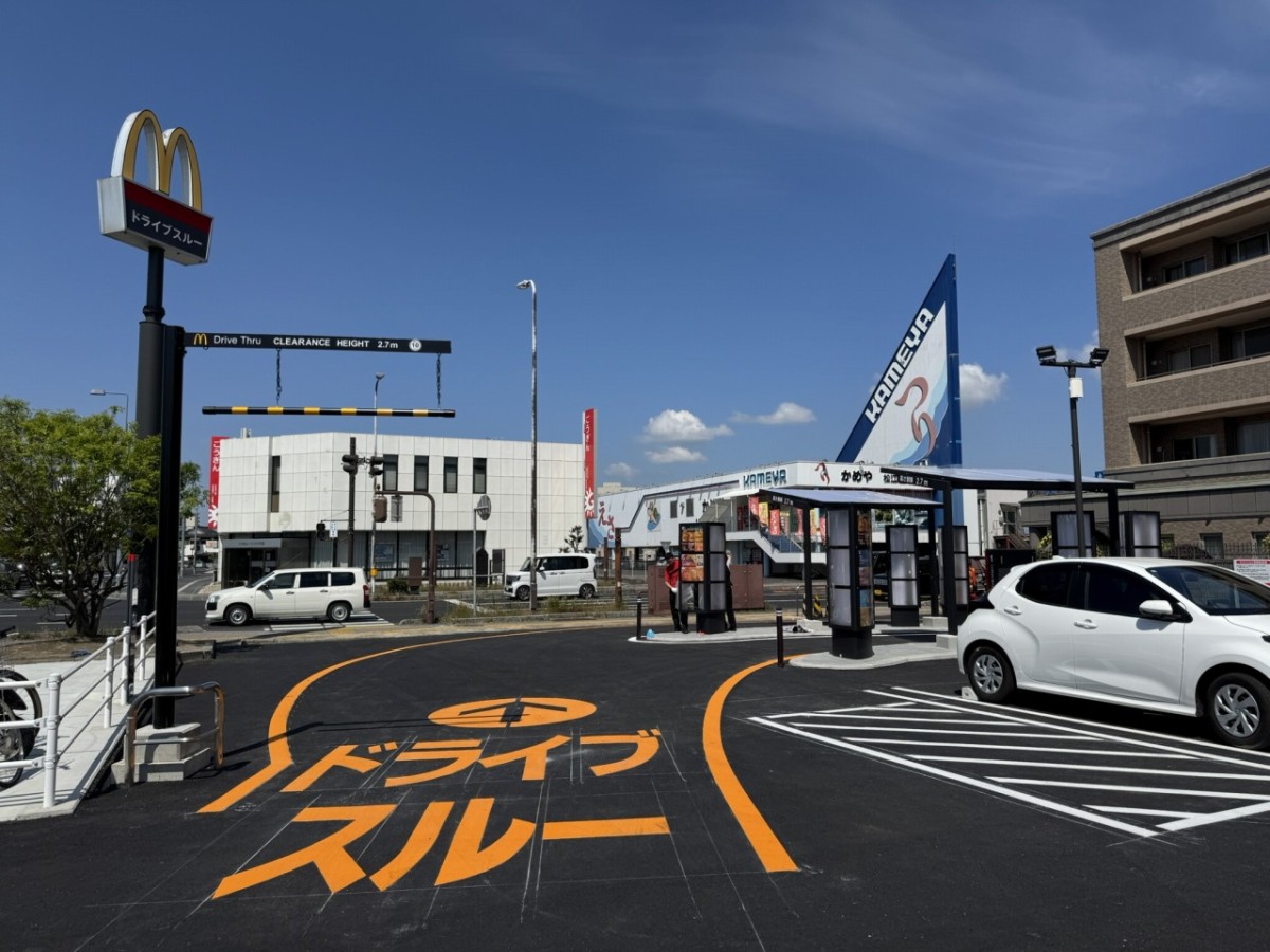 マクドナルド松江店のドライブスルーレーン