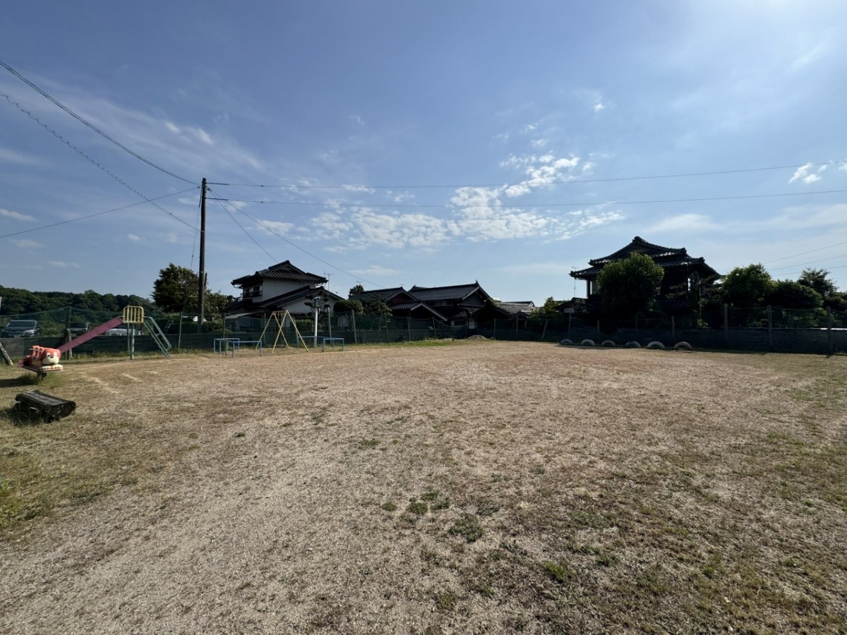米子市岡成で見つけた公園の全景