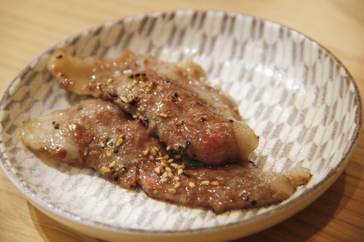 島根県松江市の焼肉店「アリラン飯店松江店」のカルビ