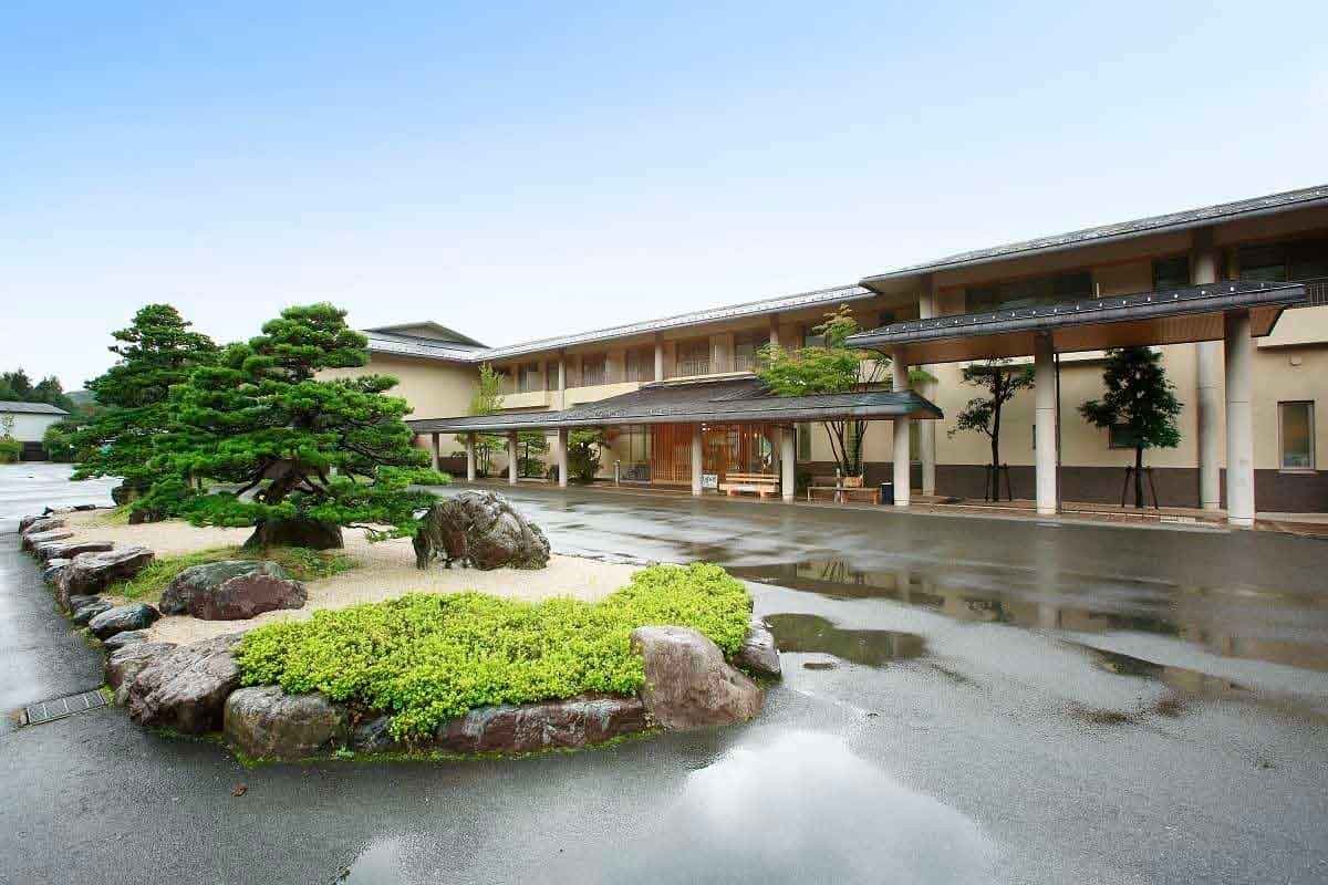 奥出雲町の温泉宿『玉峰山荘』の外観