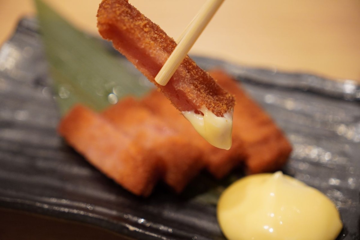 シャミネ松江内にある居酒屋「はなの舞」の赤天