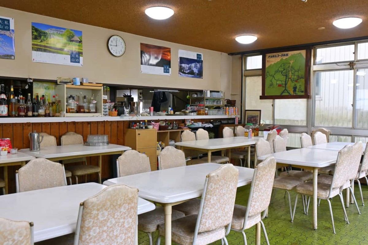 鳥取県西伯郡にある『大山ユートピア』の内観